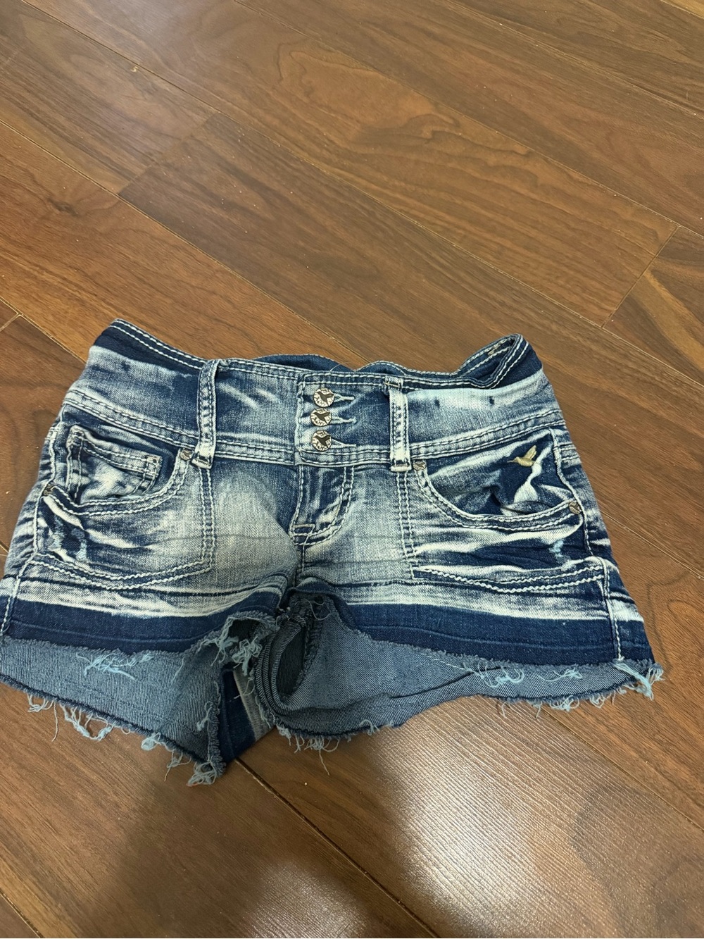 Grane Two-Tone Distressed Blue Denim Shorts
